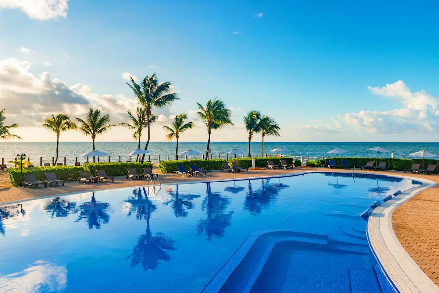 ✈ MEXIKO | Playa del Carmen - Ocean Maya Royale Hotel 5*, 5 Nächte - All-inclusive - Primary Image