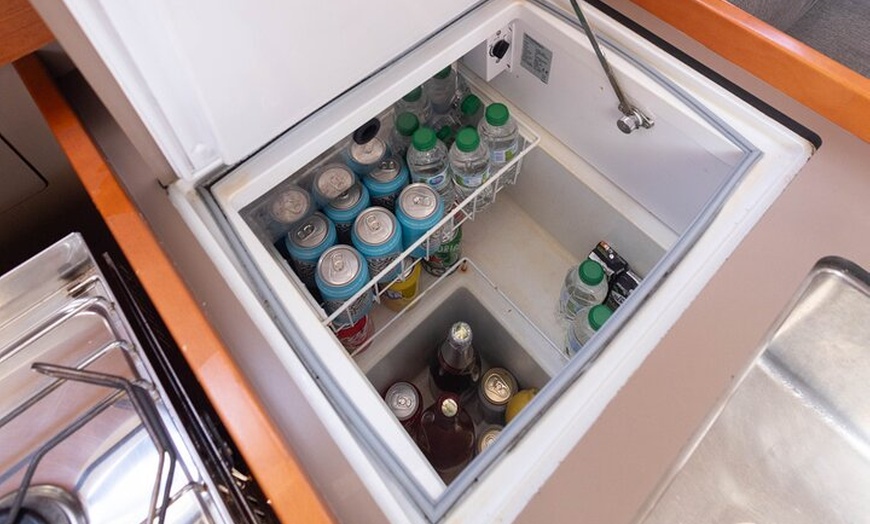 Image 14: Yate a vela privado por la Bahía de Palma y calas cercanas