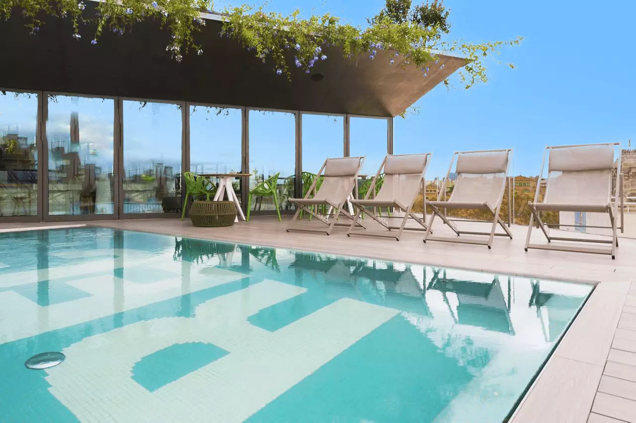 ✈ SPANIEN | Barcelona - Hotel Rec Barcelona- Adults Only 3*, 2 Näch...