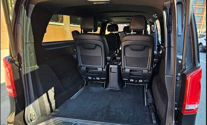 Image 16: Heathrow Airport to Southampton Transfers