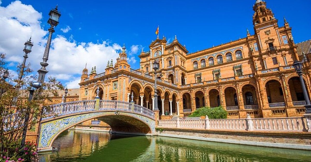 Visita guiada de 60 minutos por Sevilla con un guía local