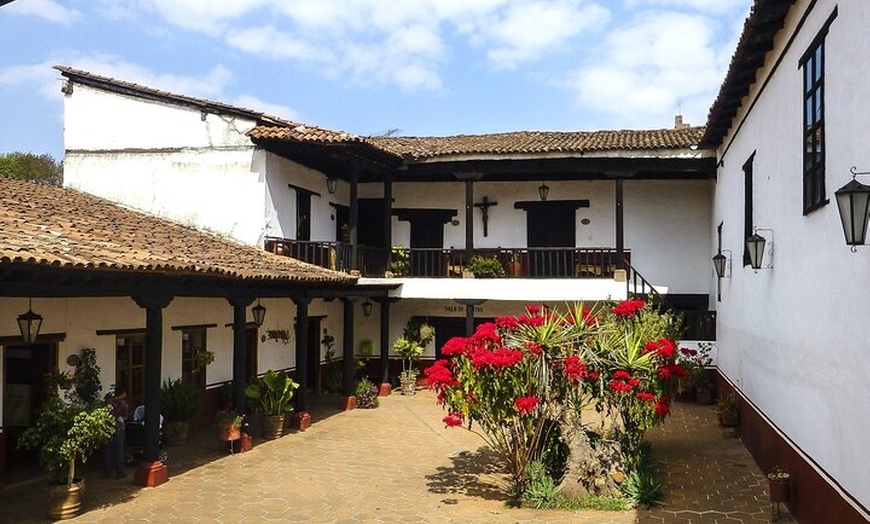 Image 18: Tour the Colonial Jewels of Mexico: Pátzcuaro, Guadalajara 6D
