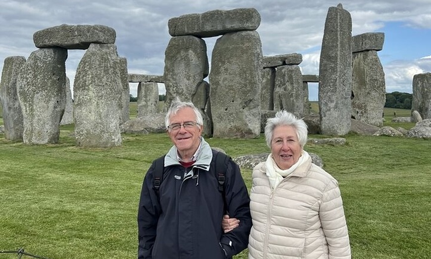 Image 2: Stonehenge Private Car Tour with Chauffeur and Guide
