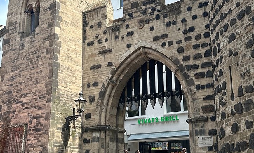 Image 9: Erkunden Sie Bonn mit Beethoven, Mittagessen und Haribo-Rundgang 2,...