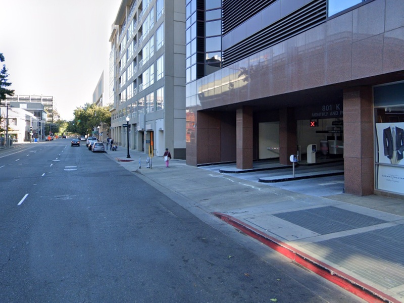 Parking at Renaissance Tower Garage