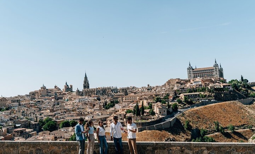 Image 8: Tour por Toledo y paseo por el viñedo con cata de vinos desde Madrid