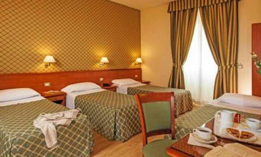 Image 6: ✈ ITALY | Rome - Hotel Colosseum 3*, 2 nights - City centre