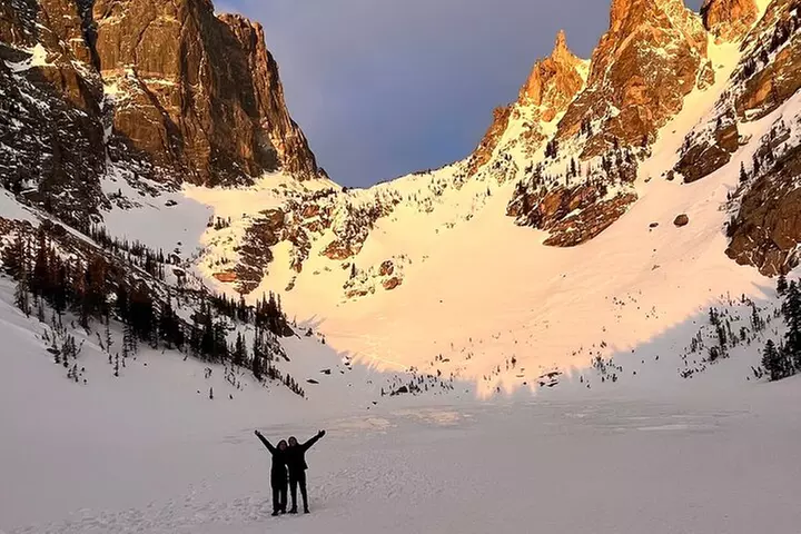 Custom Snowshoe Adventure in Rocky Mountain National Park