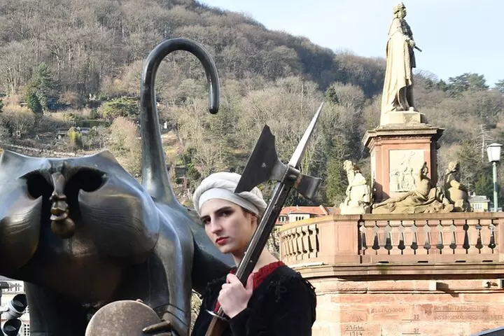 Schaurige Tour mit der Henkerstochter durch Heidelbergs Gassen - Primary Image