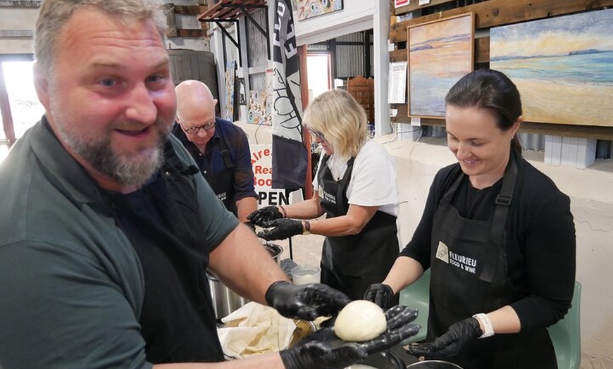 Image 5: Artisan Mozzarella Making