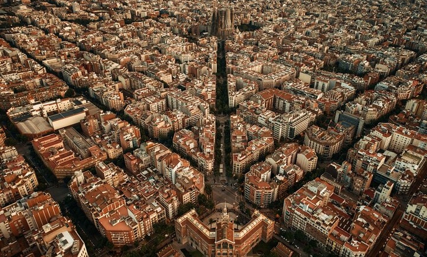 Image 6: Visita Barcelona a tu ritmo sin grupos ni horarios Con tu móvil