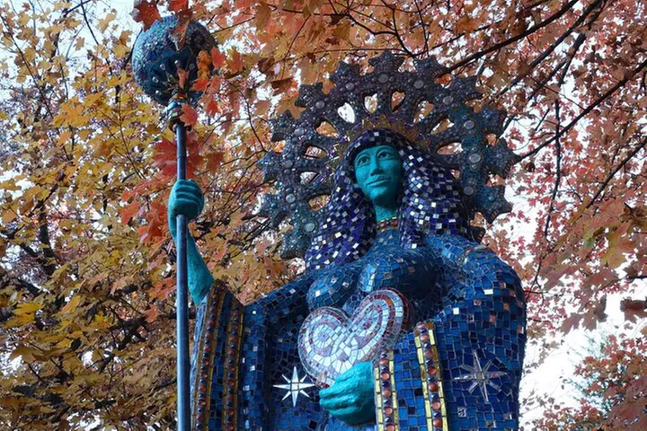 70-Minute Guided Downtown Eureka Springs Walking Tour