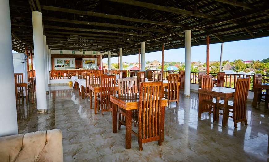Image 7: ✈ ZANZIBAR | Nungwi - Canary Hotel & SPA 4* - Idéal famille