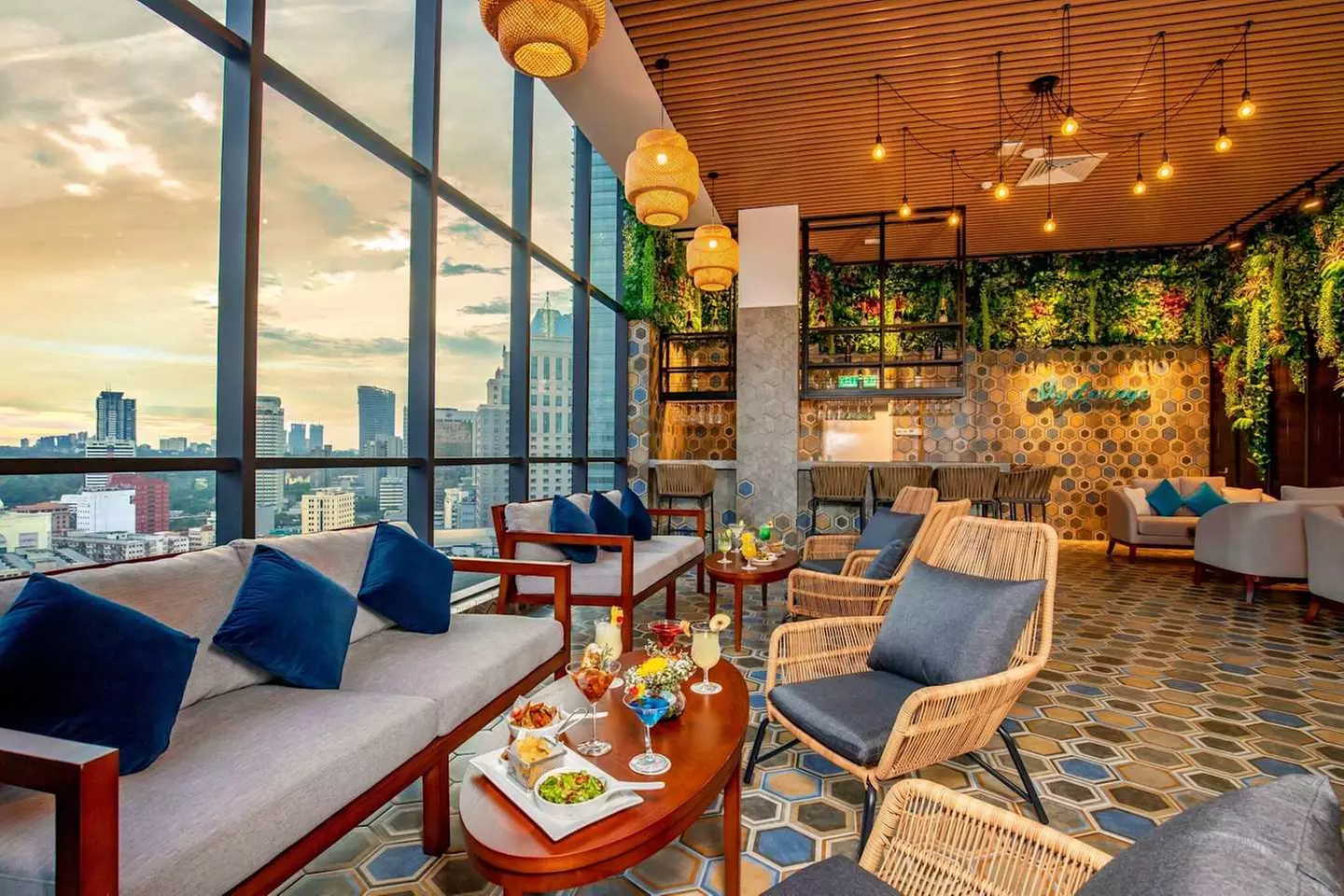 ✈ MALAYSIA | Kuala Lumpur - Santa Grand Signature Kuala Lumpur 4*, 4 Nächte - Außenpool - Primary Image