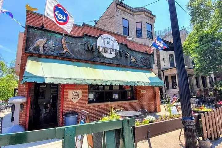 Chicago Bike & Classic Food Tour: Bikes, Bites & Views - Adults