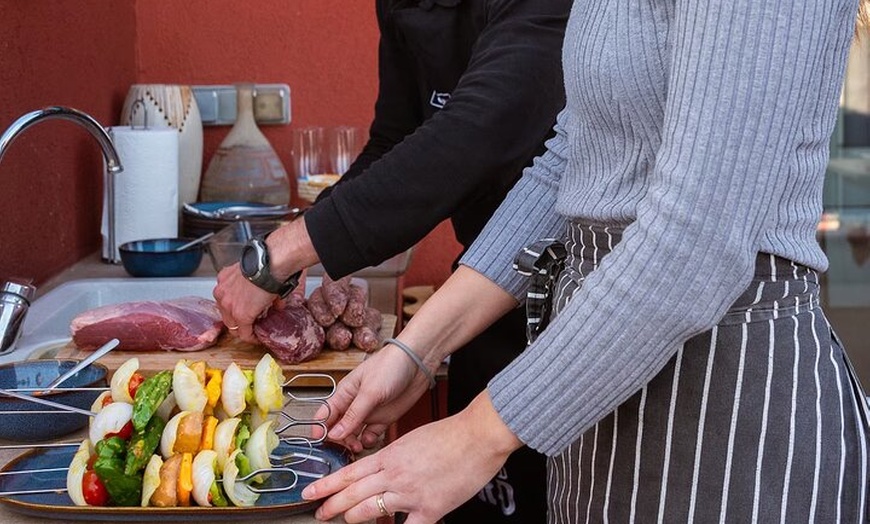 Image 27: Barbacoa en un atico en el centro de Barcelona con un chef