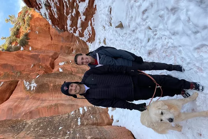 Peek-a-Boo Slot Canyon Guided Hike (Small Group)