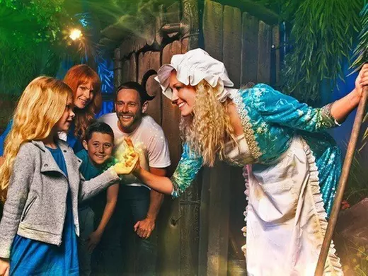 Tickets to see Shrek London - Entrance