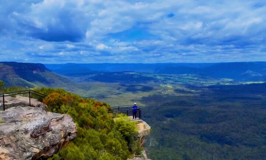 Image 9: Blue Mountains Mercedes Tour: Cockatoos, Cascades & Scenic World