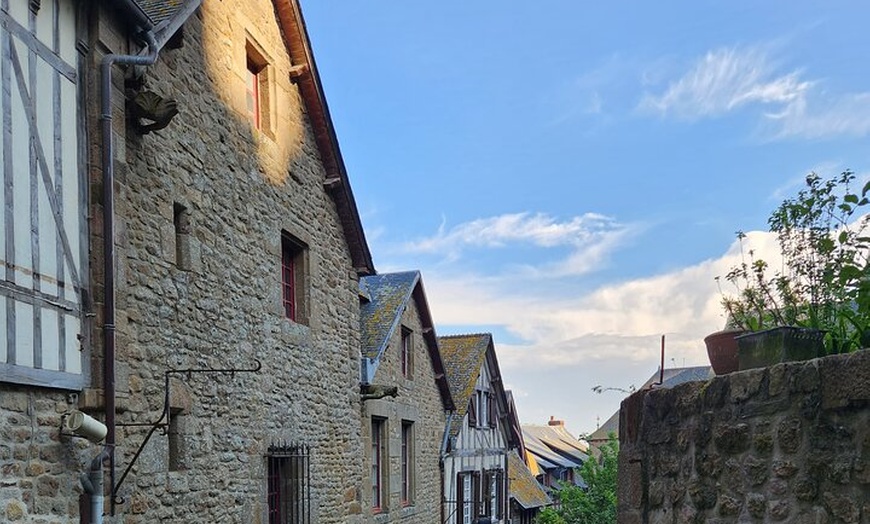 Image 6: Excursion d'une journée au Mont Saint Michel au départ de Paris ave...