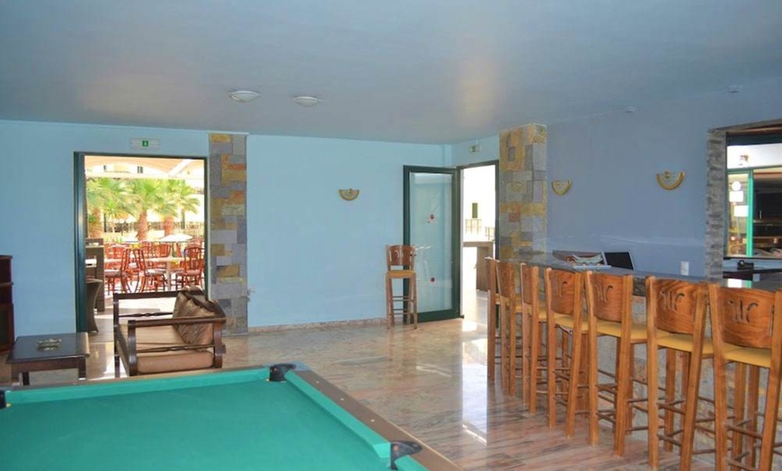 Image 63: ✈ KRETA | Kato Gouves - Diogenis Blue Palace Hotel 4* - Odkryty basen