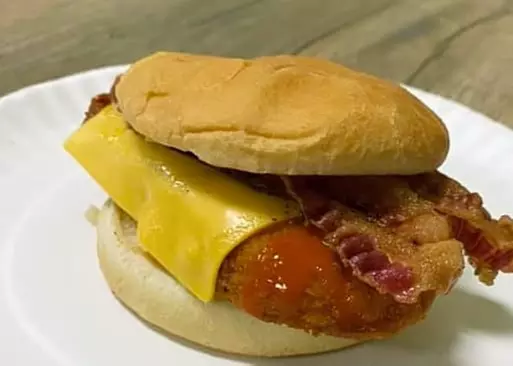 5% Cash Back at Seaside Dogs & Grill