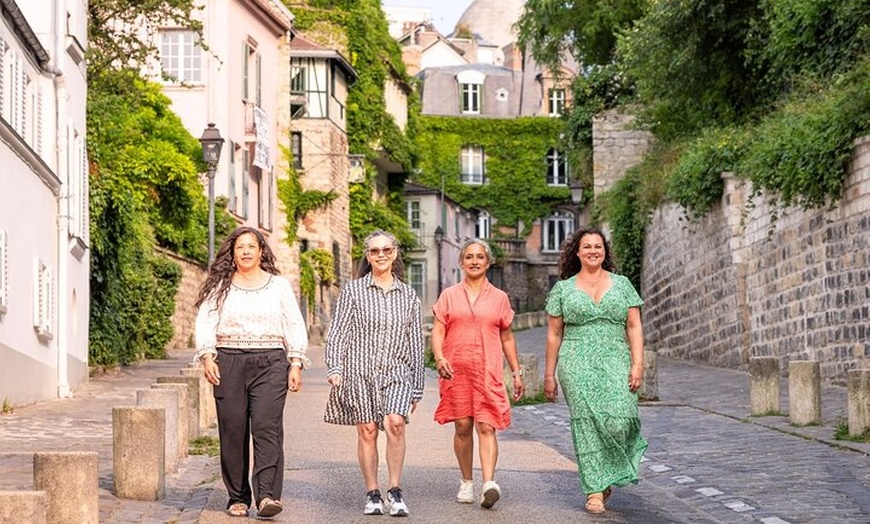 Image 7: Visite à pied de Montmartre : Sacré-Cœur, pierres précieuses cachée...