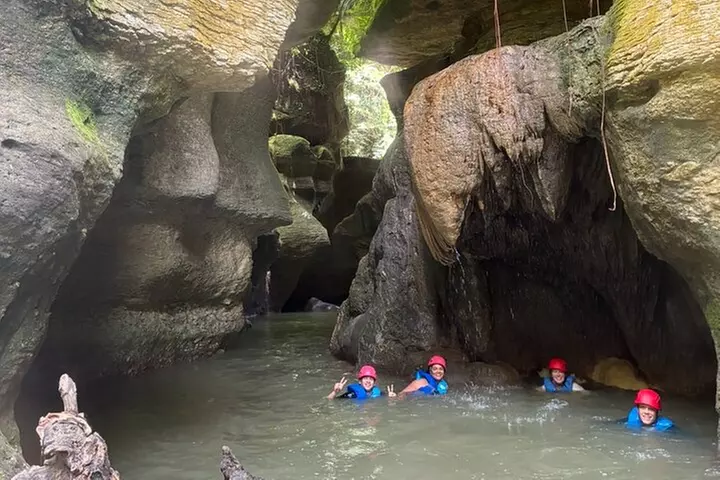 Adventure Half Day Explore Cueva Charco Azul and Cueva Arenales