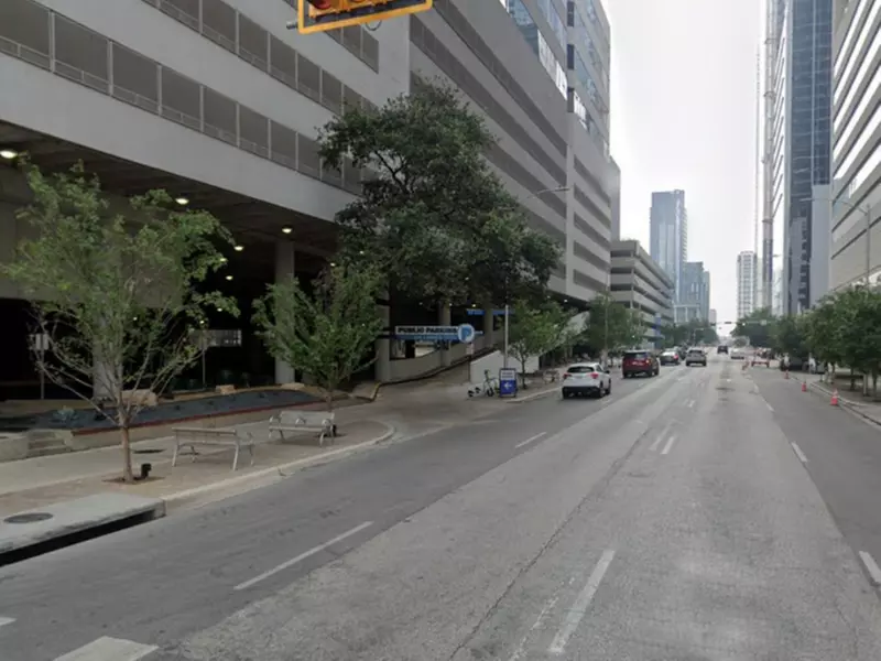 Parking at Lavaca Plaza Upper Garage - Primary Image