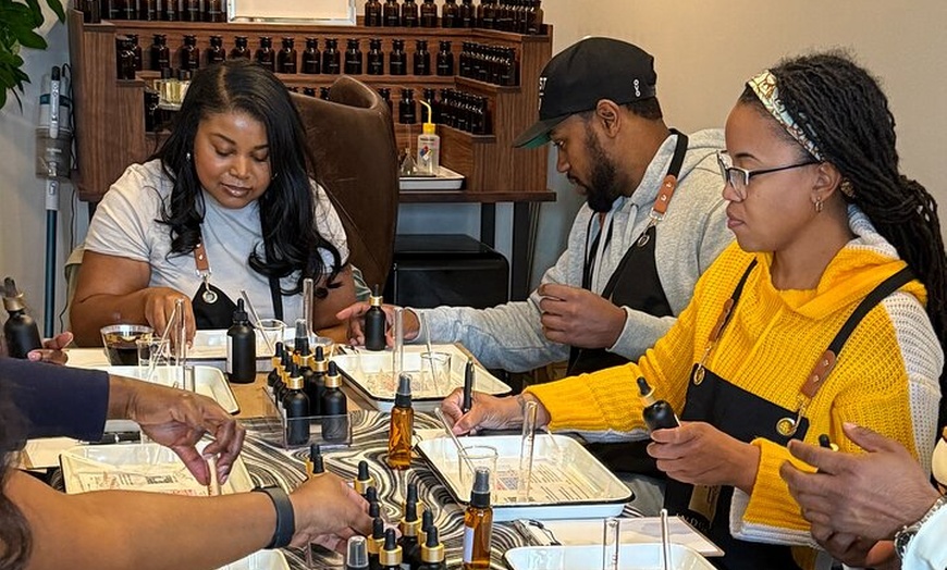 Image 7: Make a Custom Fragrance in Atlanta