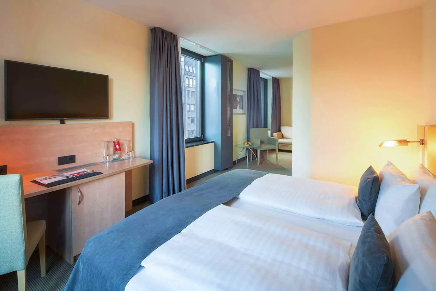 ✈ SCHLESWIG-HOLSTEIN | Hamburg - InterCityHotel Hamburg Hauptbahnho...