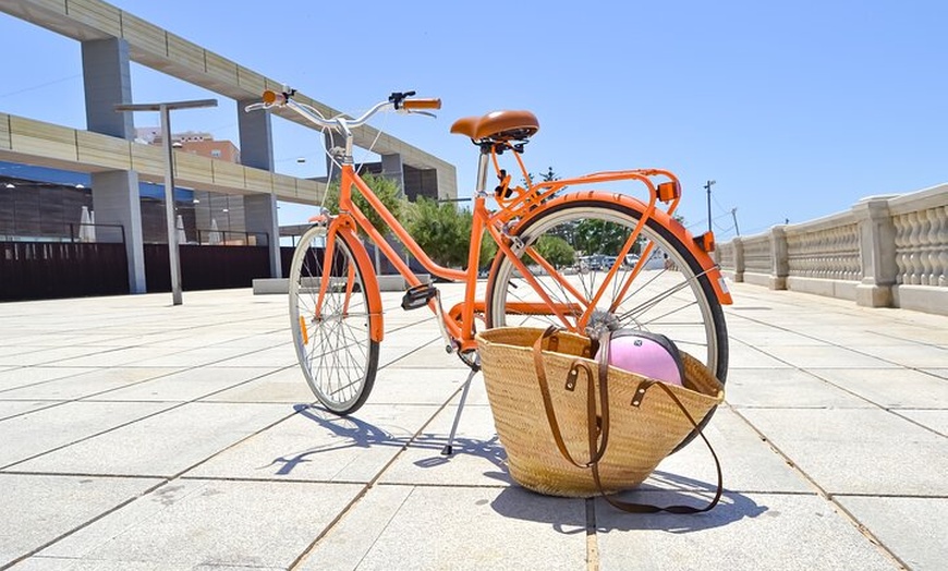 Image 8: Recorrido en bicicleta por Cádiz