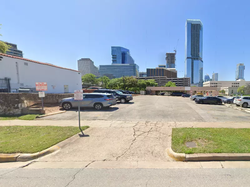 Parking at Rusk Lot