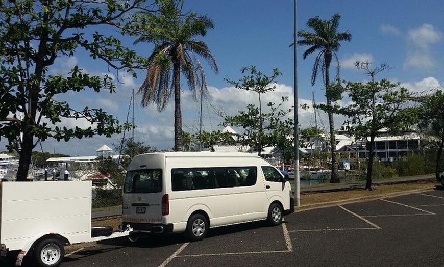 Image 2: Airport Transfer to or from Cairns hotels for up to 13 people