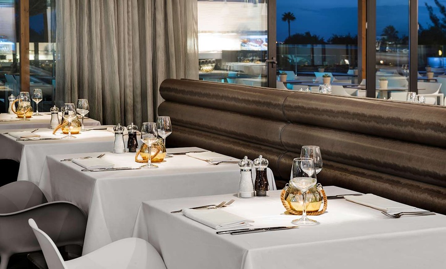 Image 7: ✈ LANZAROTE | Playa Blanca - Elba Premium Suites - Adults Only 4* -...