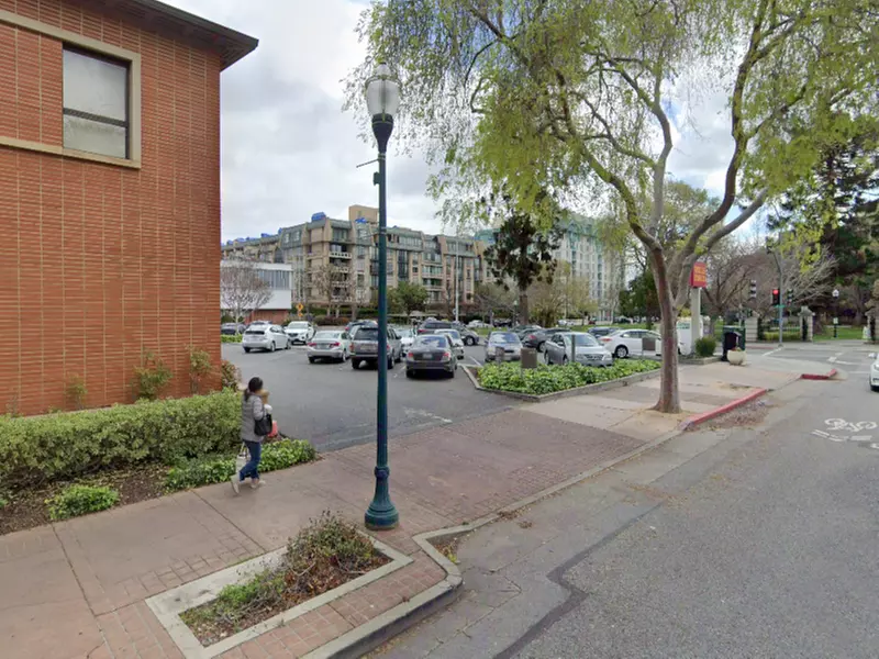 Parking at Central Park Plaza Lot