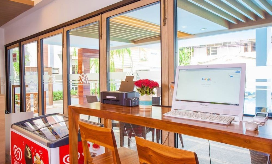 Image 40: ✈ MIDDEN VAN THAILAND | Bangkok - New Siam Palace Ville Hotel 3*, 5...