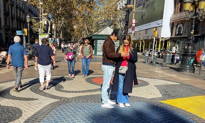 Image 5: Barcelona Destaca en 2 Horas Tour Privado a pie con Local
