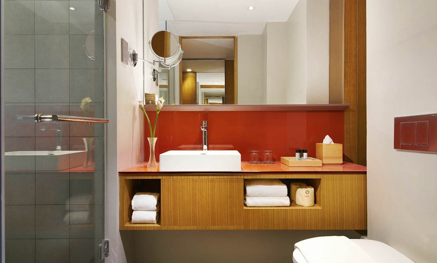 Image 5: ✈ SINGAPORE - Oasia Hotel Downtown Singapore by Far East Hospitalit...