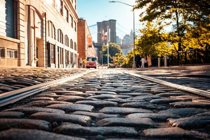 DUMBO Brooklyn Food and Culture Tour