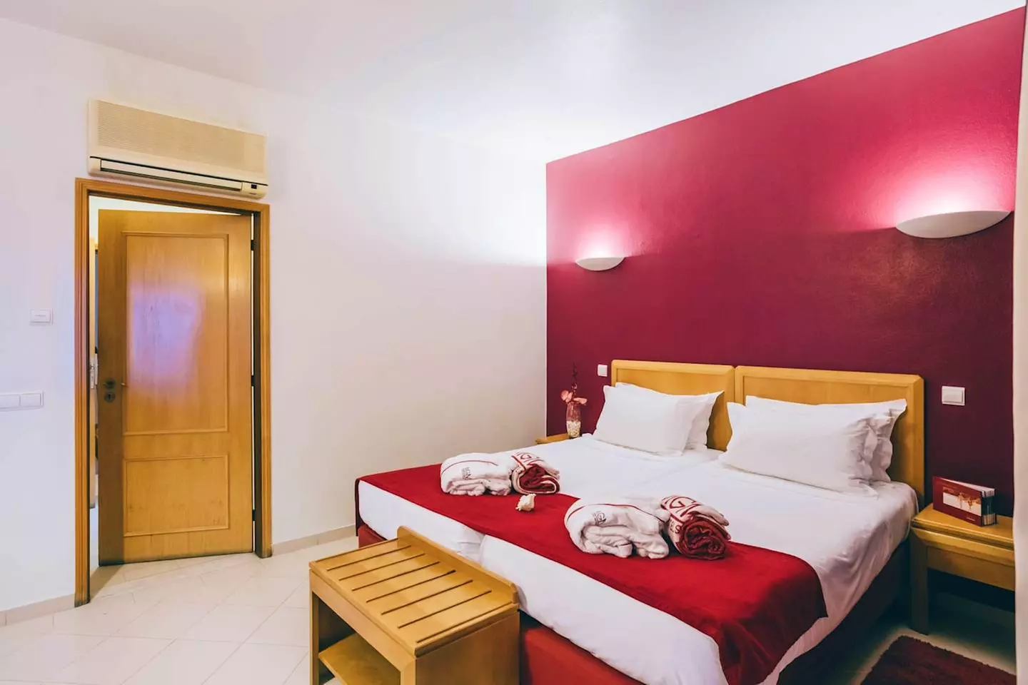 ✈ ALGARVE | Albufeira - Muthu Forte da Oura Apartment Hotel 5*, 2 n...