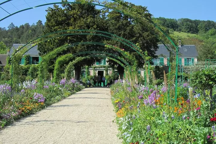 Demi-journée guidée à Giverny Monet depuis Paris