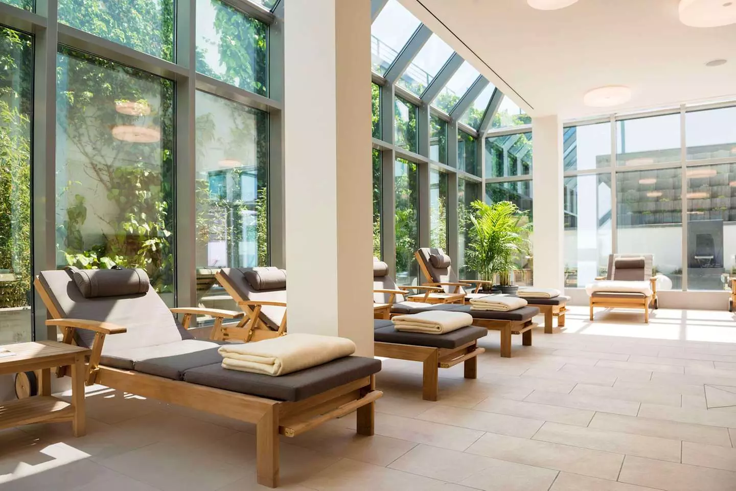 ✈ DEUTSCHLAND | Köln - Dorint Hotel An der Messe Köln 4*, 2 Nächte ...