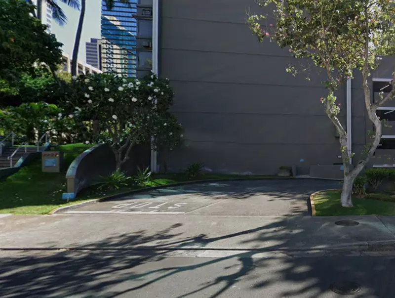 Parking at Kukui Plaza Garage