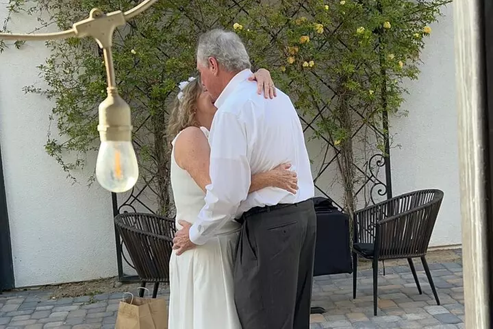 Las Vegas Signature Wedding Ceremony Experience