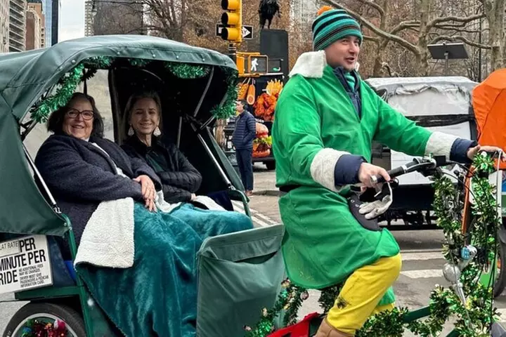Elf and Home Alone 2 Movie Locations Tour in Central Park - Primary Image