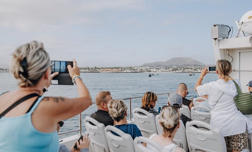 Image 2: Fuerteventura : Billete de ferry a Lanzarote con wifi gratis