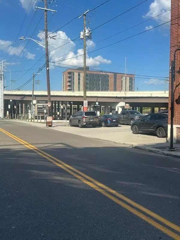 Parking at Southpaw Lot