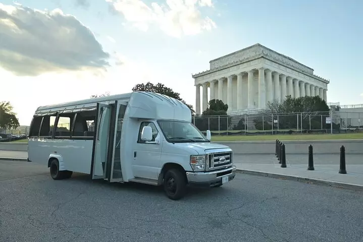 Washington DC History & Monuments American Minibus Guided Tour