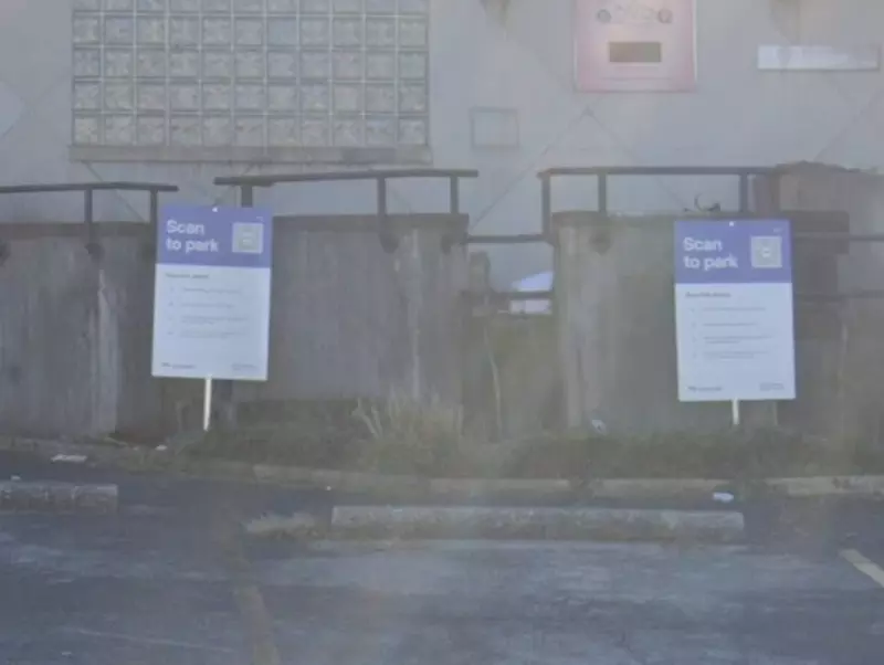 Parking at Lot 40